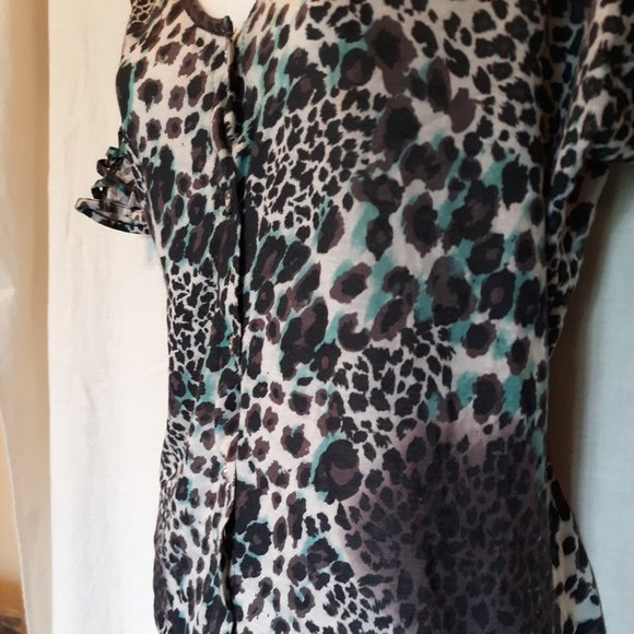 Rue 21 Cheetah Print Laced Shoulder Top - Picture 4 of 4